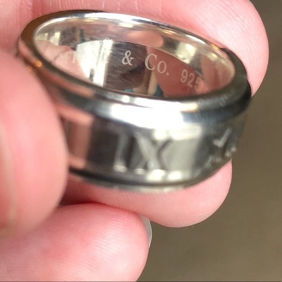 Tiffany Men’s Atlas Collection Wedding Band - Picture 5 of 6